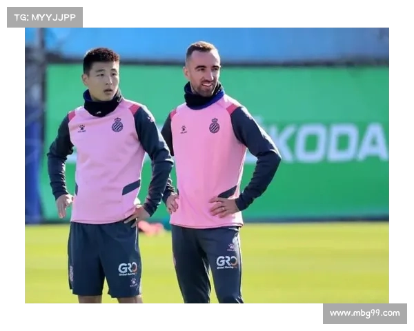 朱正仅出战19分钟因肩膀受伤 教练保护为主未急于上场 朱正仅出战19分钟因肩膀受伤 教练保护为主未急于上场